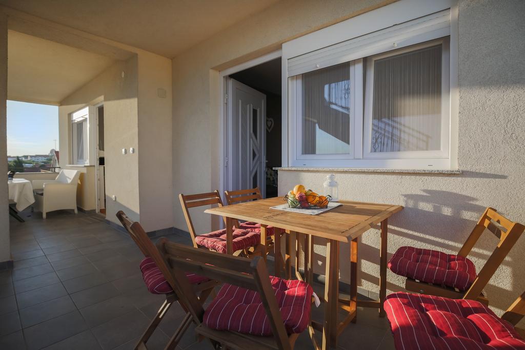 Apartmani Maksan Пакоштане Екстер'єр фото