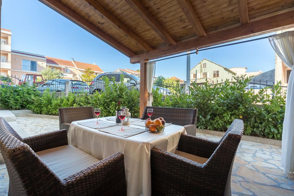 Apartmani Maksan Пакоштане Екстер'єр фото