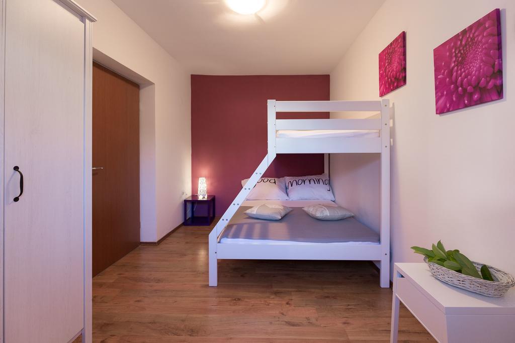 Apartmani Maksan Пакоштане Екстер'єр фото