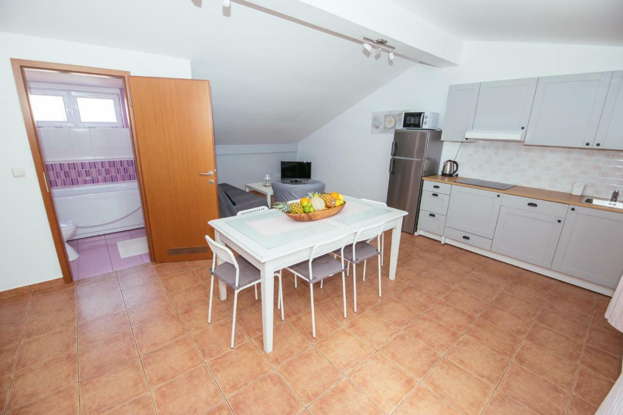 Apartmani Maksan Пакоштане Екстер'єр фото